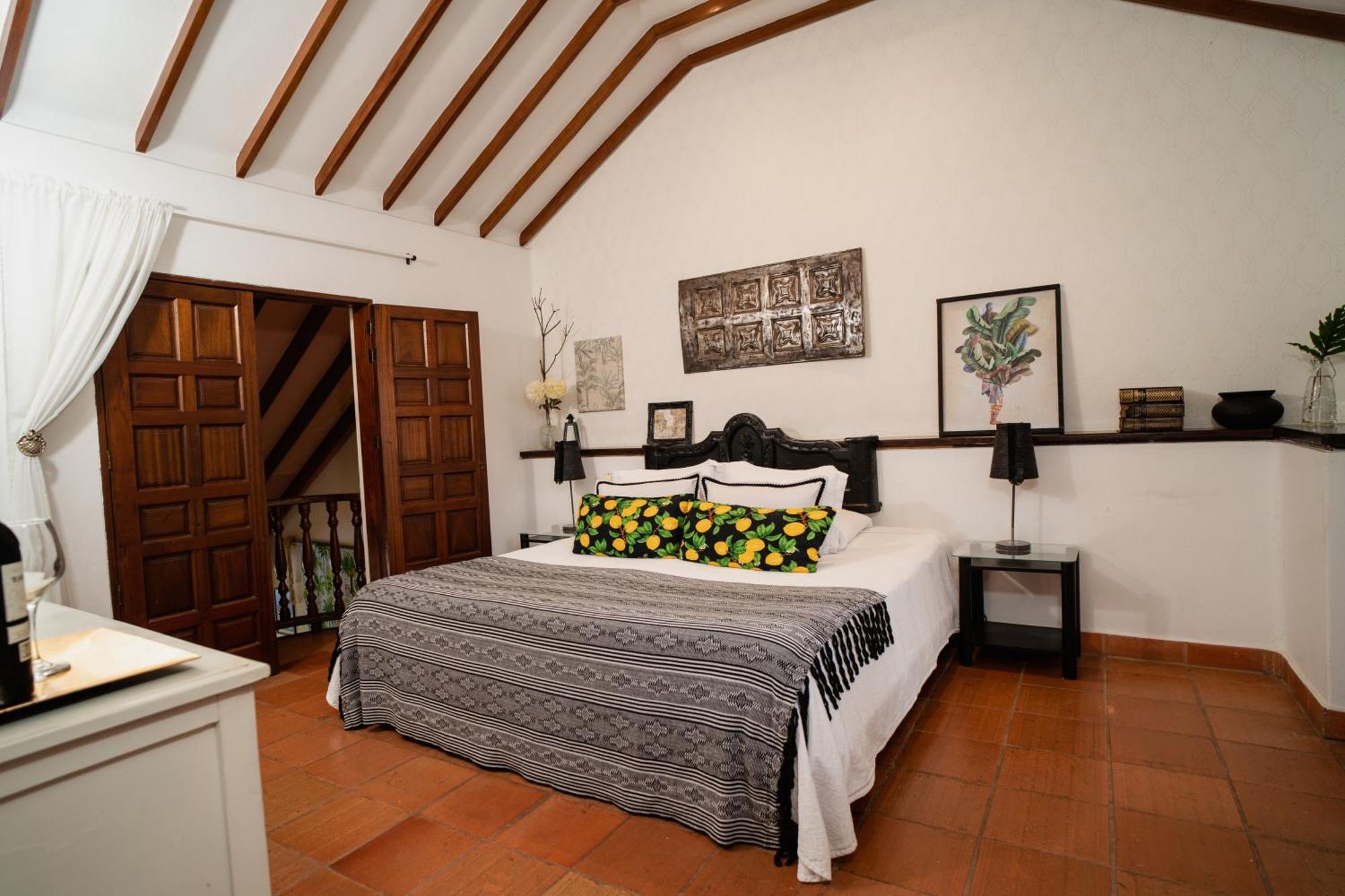 Hotel Boutique Al Alma Santa Fe de Antioquia Exterior photo