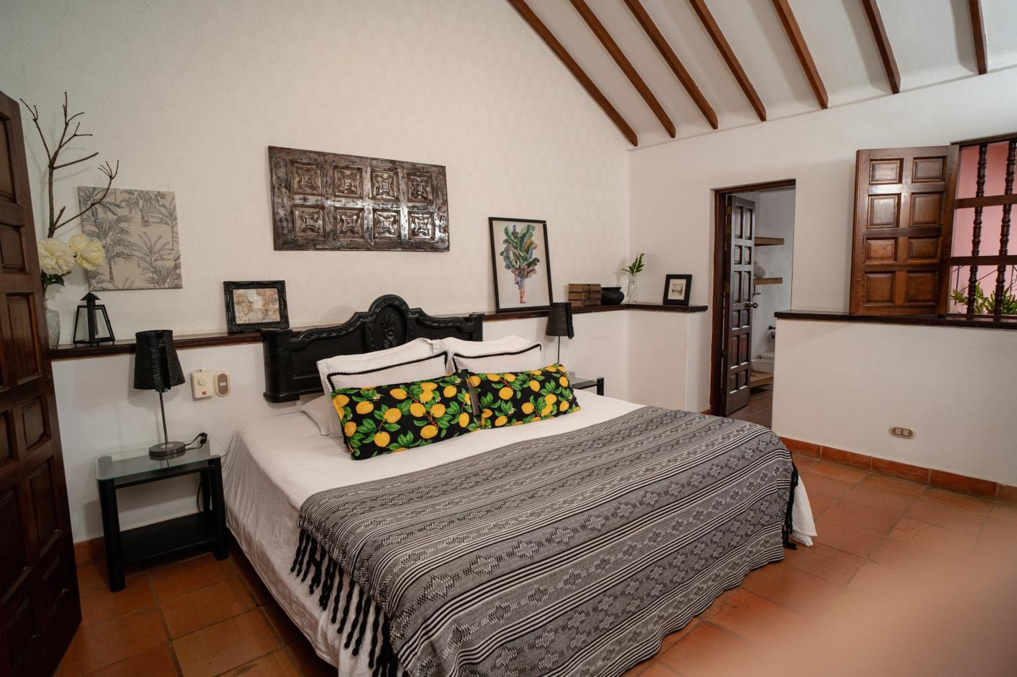 Hotel Boutique Al Alma Santa Fe de Antioquia Exterior photo